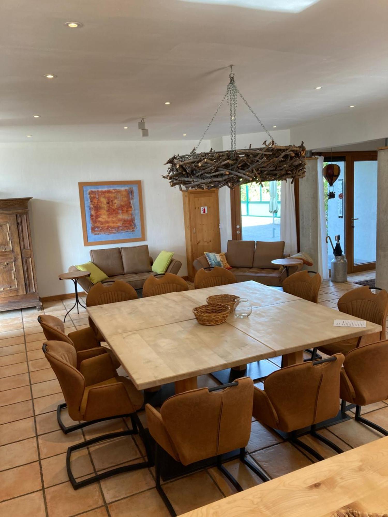 Paulis Cozy 4-bedroom - Fireplace & Sun Terrace 4 Bathrooms - Free Parking, Sauna & Linens Included Casa vacanze *