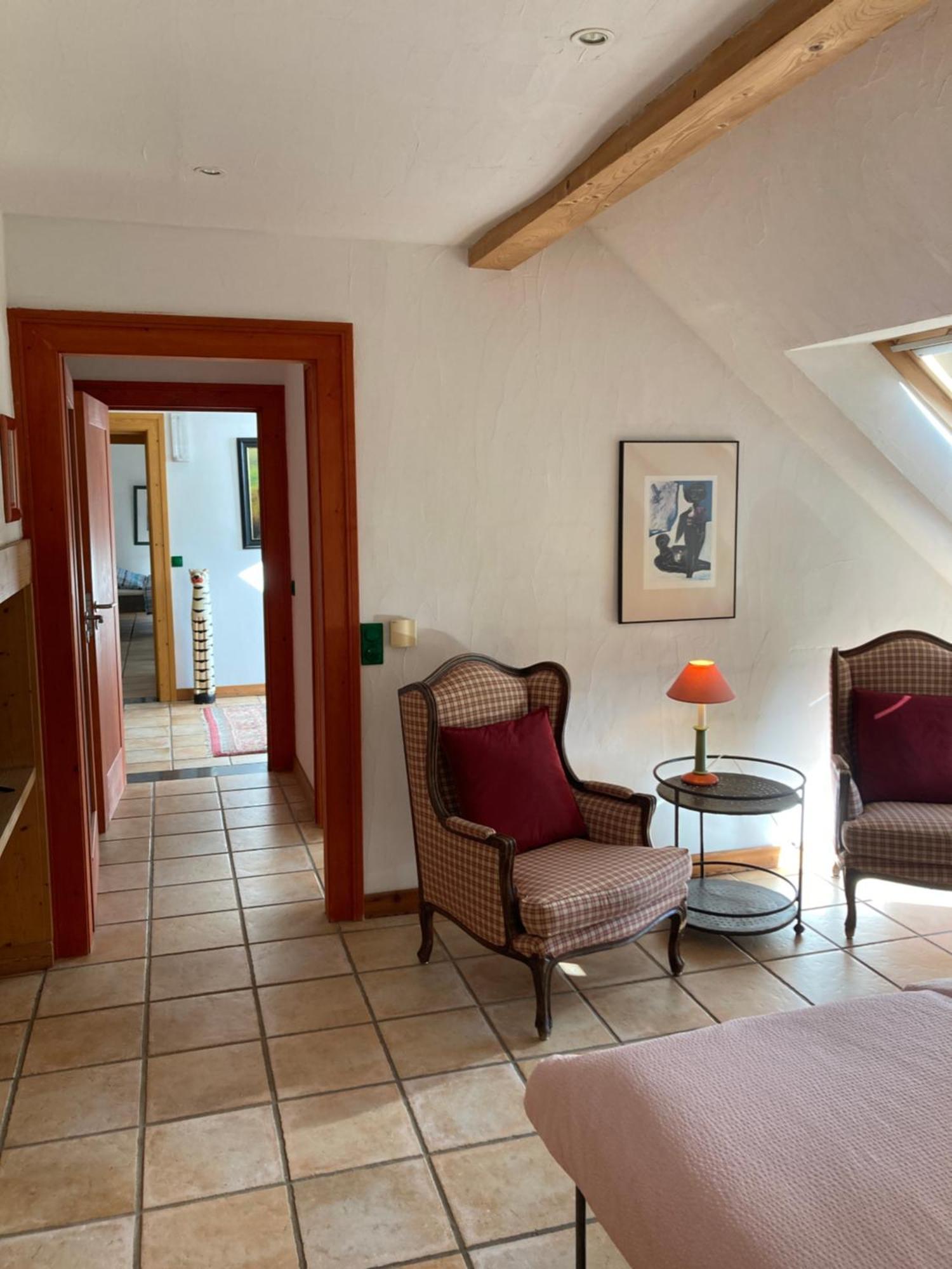 Paulis Cozy 4-bedroom - Fireplace & Sun Terrace 4 Bathrooms - Free Parking, Sauna & Linens Included Casa vacanze